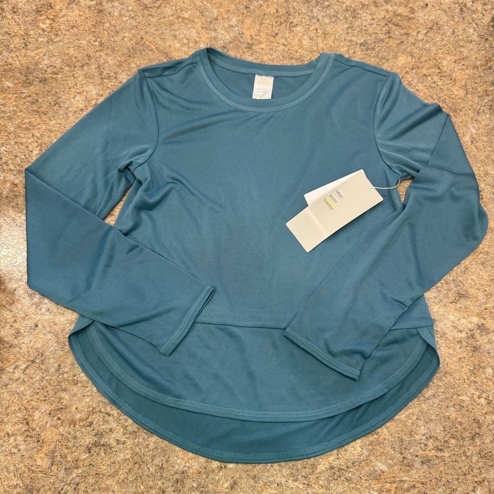 New Z by Zella Long Sleeve Performance Top – Size S (7/8)